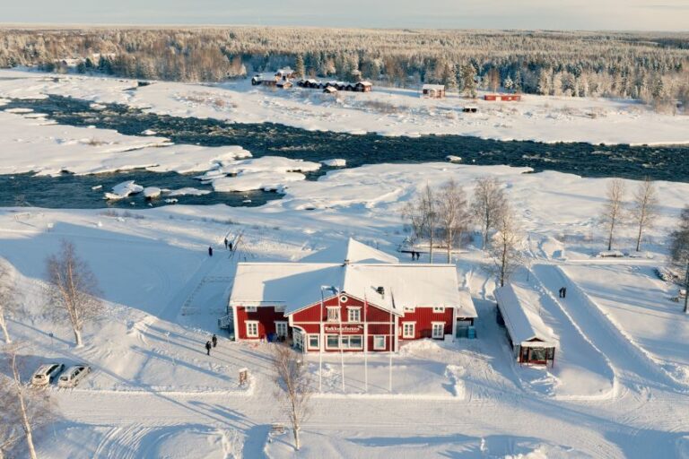 Sfeerbeeld van de winterreis Kukkolaforsen Lodge