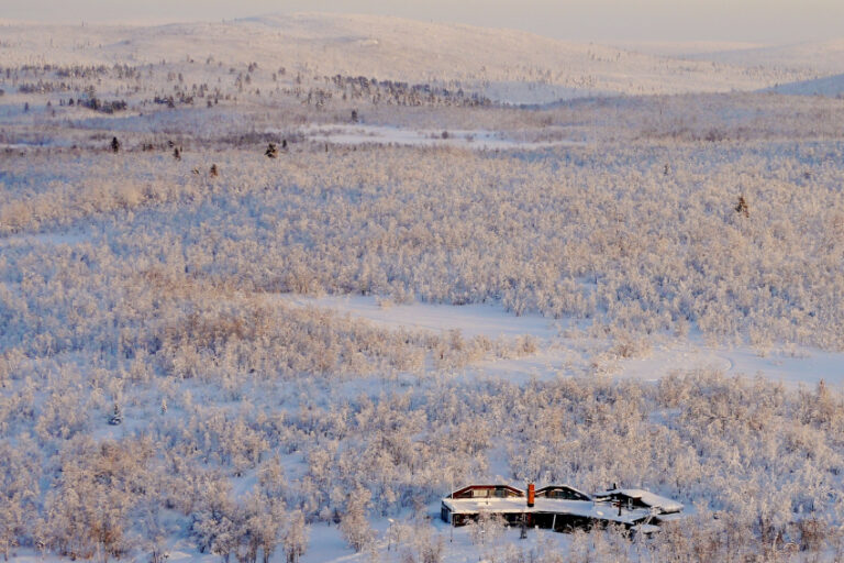 Sfeerbeeld van de winterreis Midweek Mattarahkka Lodge