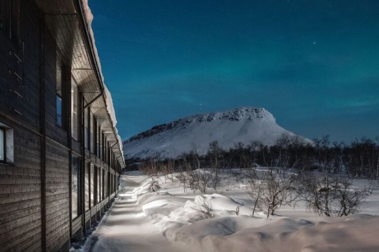 Omgeving van Noorderlichtreis Lapland en de fjorden