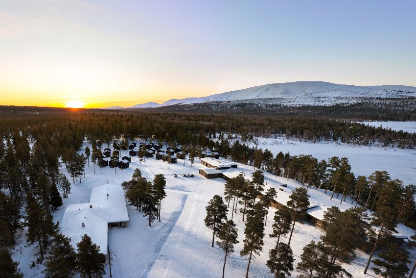 Winteractiviteit tijdens Sneeuwavontuur Kelo Resort
