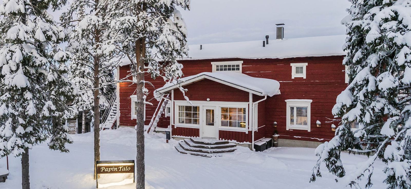Winterlandschap tijdens Weekend Papin Talo Lodge