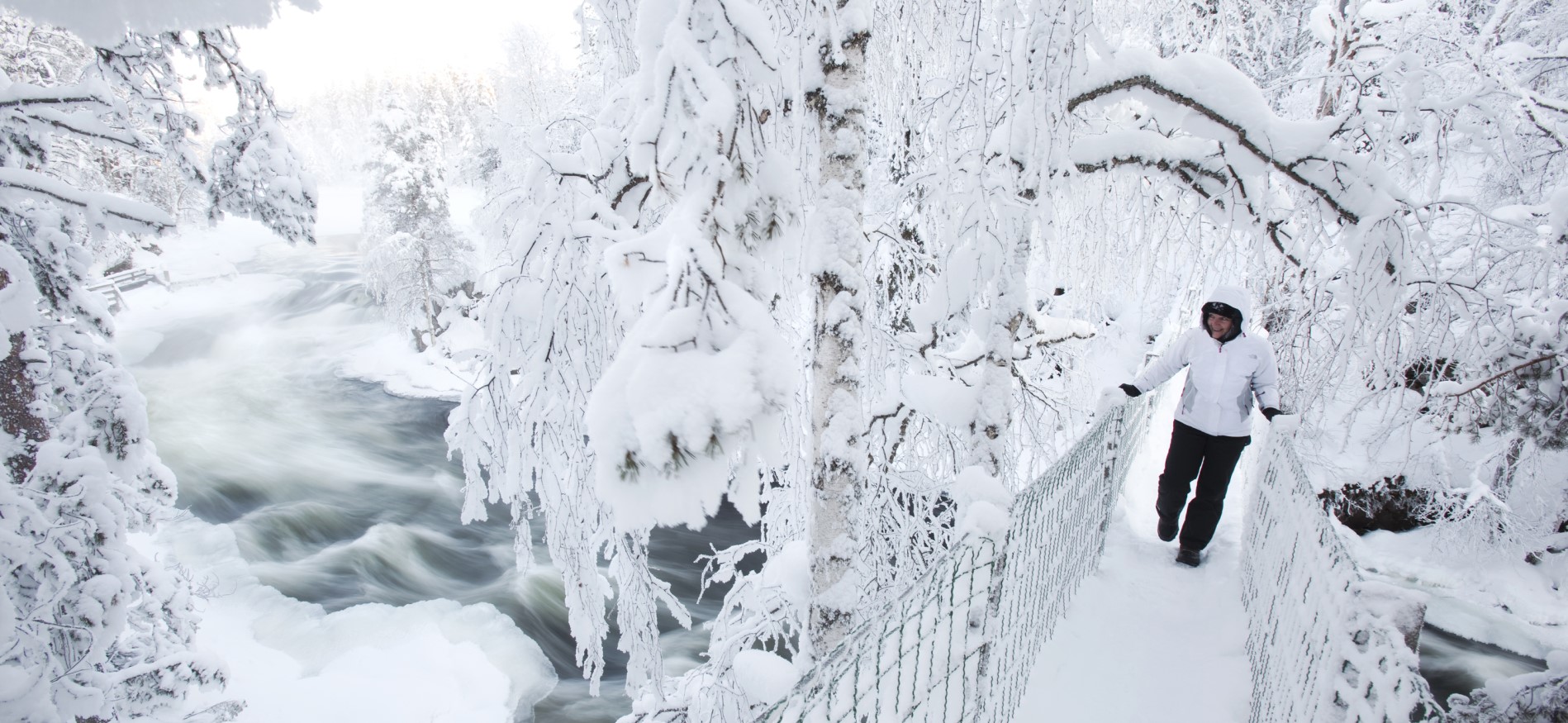 Winterlandschap tijdens Winterwonderland week PAN Village Oulanka bungalows