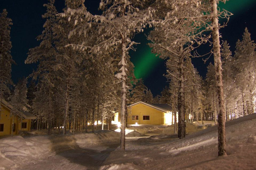 Sfeerbeeld van de winterreis Winterwonderland week PAN Village Oulanka bungalows