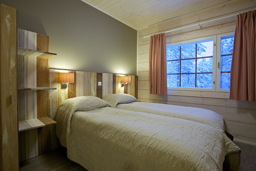 Winteractiviteit tijdens Winterwonderland week PAN Village Oulanka bungalows